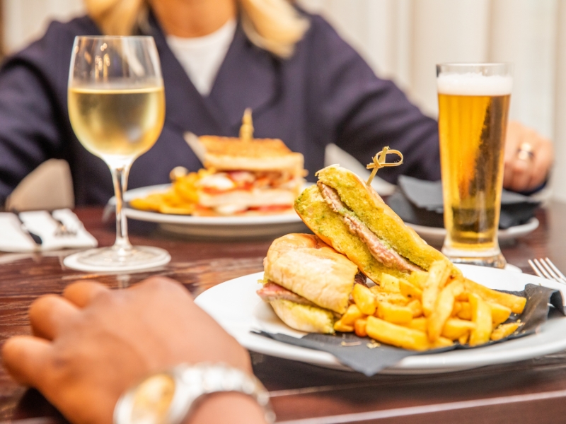 Comidas e bebidas VIP Executive Picoas Hotel Lisboa