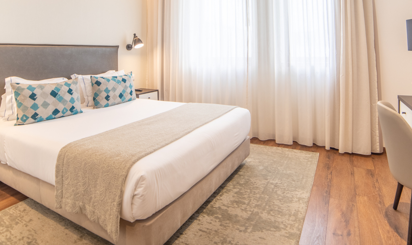 Standard Double Room VIP Executive Picoas Hotel Lisbon Standard Double Room VIP Executive Picoas Hotel Lisbon
