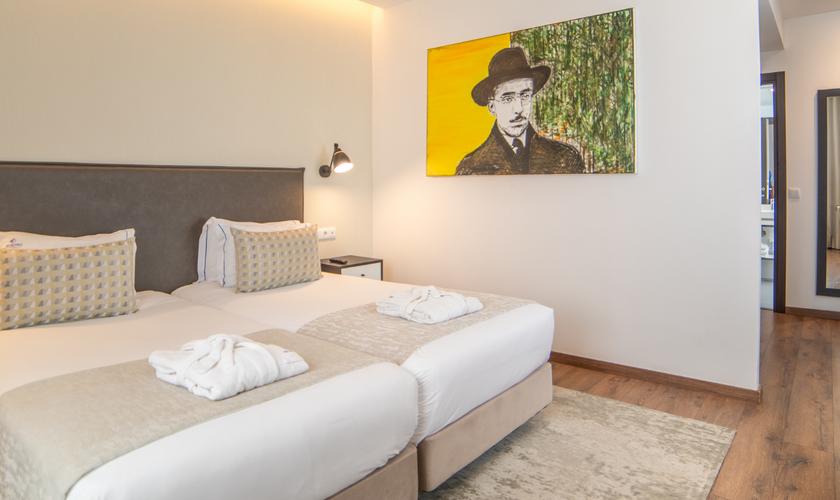 Standard Twin Room VIP Executive Picoas Hotel Lisbon Standard Twin Room VIP Executive Picoas Hotel Lisbon